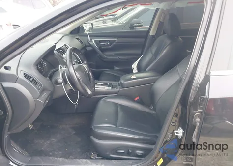 2018 Nissan Altima 2.5 Sr z USA, uszkodzony, nr VIN 1N4AL3AP5JC246119